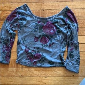 Long sleeve crop top